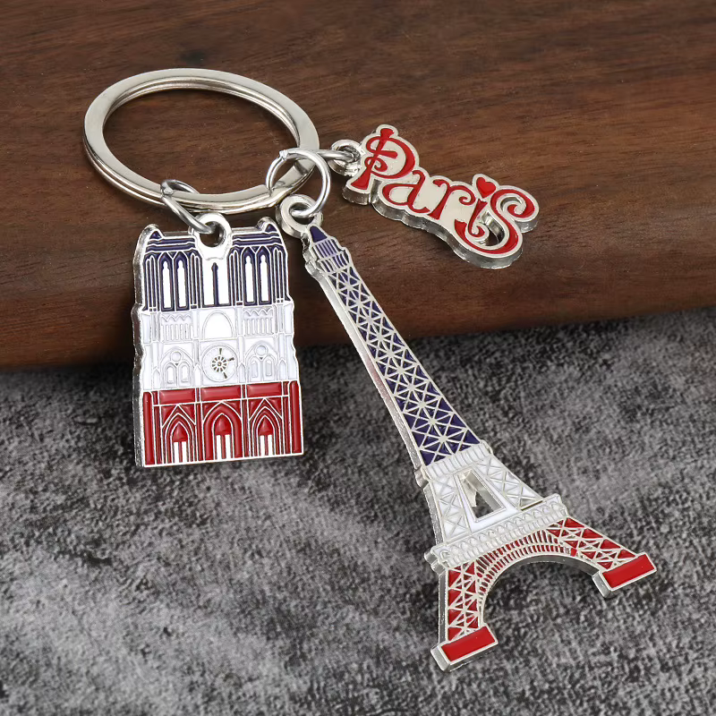 Porte-clés créatif Tour Eiffel 2026 en métal, pendentif Métro Paris Arc de Triomphe, ornement de sac