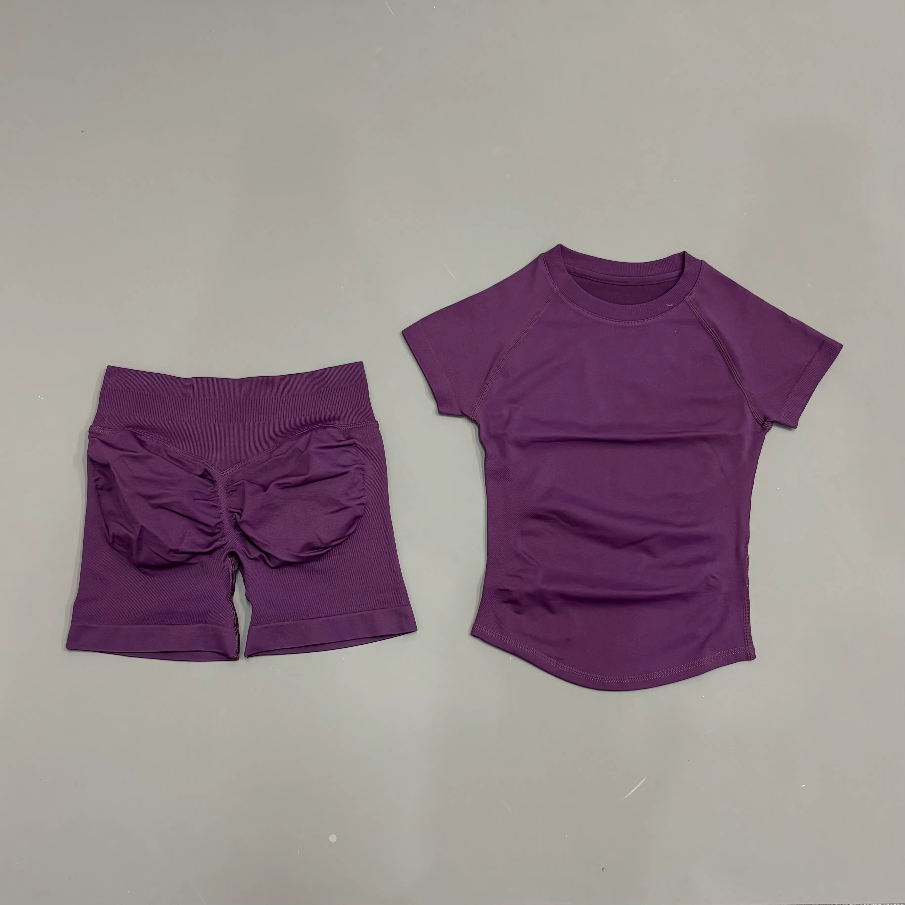 Ensemble de sport et yoga 2 pièces pour femme, taille basse, short à effet galbant, manches courtes,