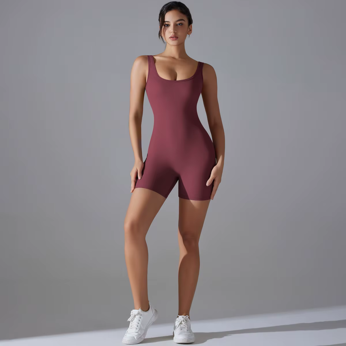 Nouveau V dos Scrunch sport combinaison femmes barboteuses de gymnastique sans manches vêtements de