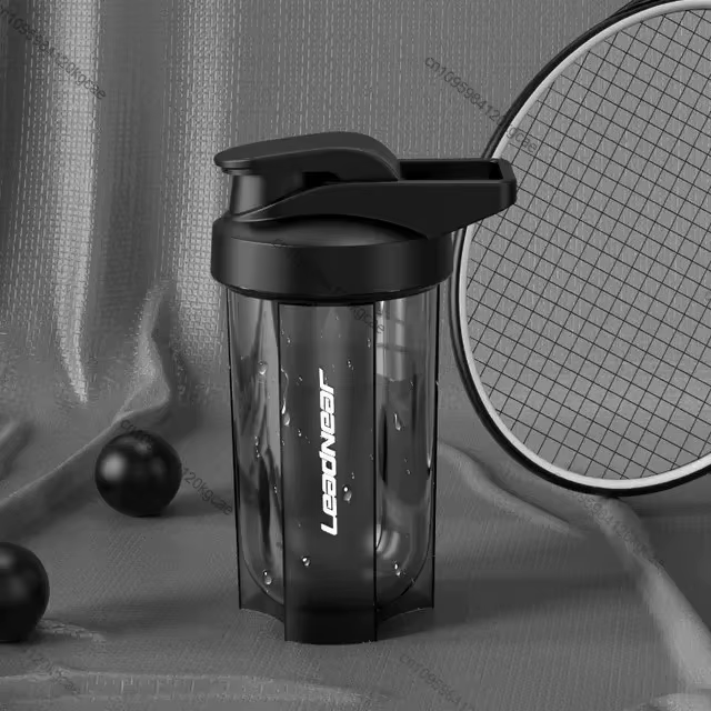 Tasse de mélange de poudre de protéine de secousse extérieure Portable + boule en spirale bouteille 