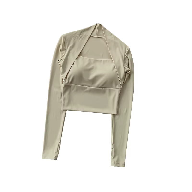 Haut de sport avec coussin de poitrine pour femmes, chemises à manches longues, court et élégant, vê