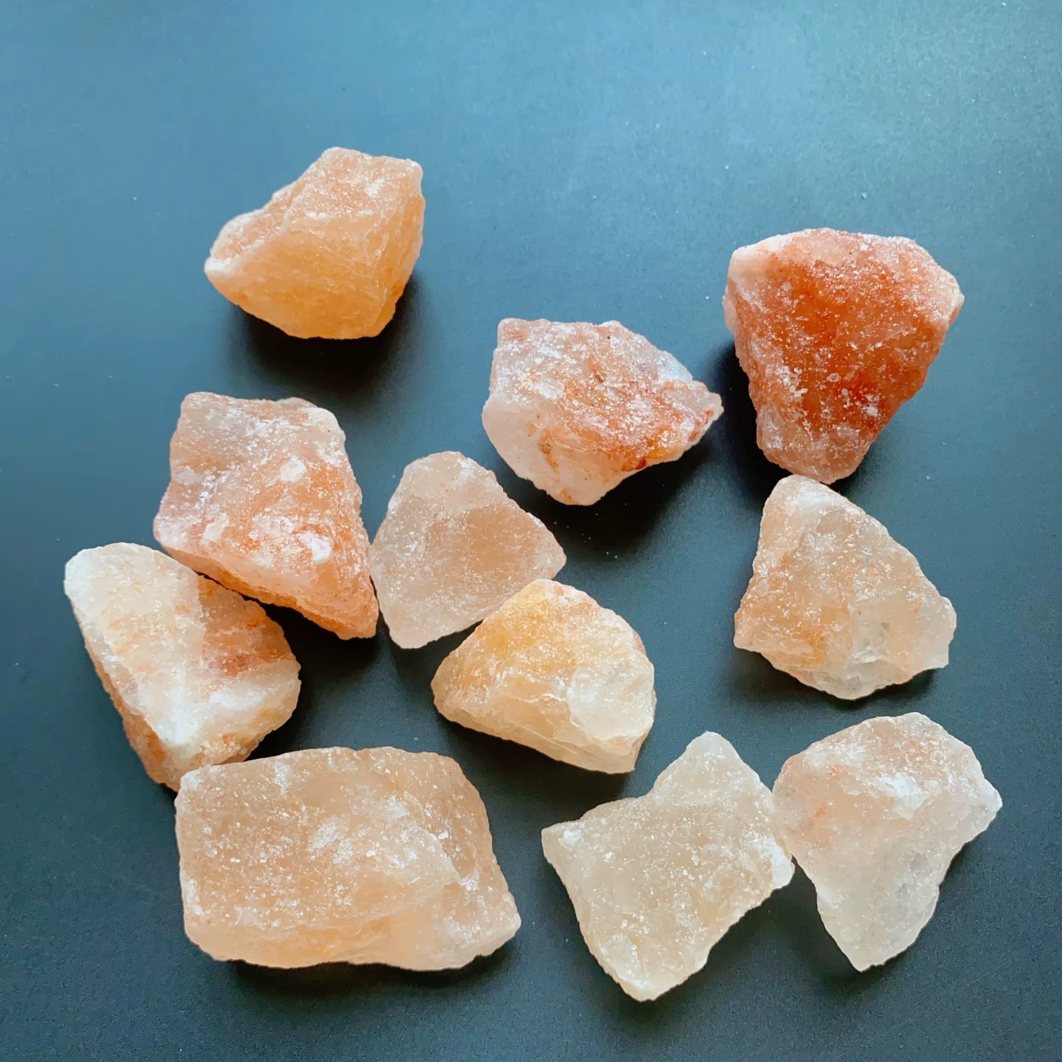 Pierre brute de sel de l'Himalaya, morceaux de sel de l'Himalaya, sel d'orange, sel souterrain minér