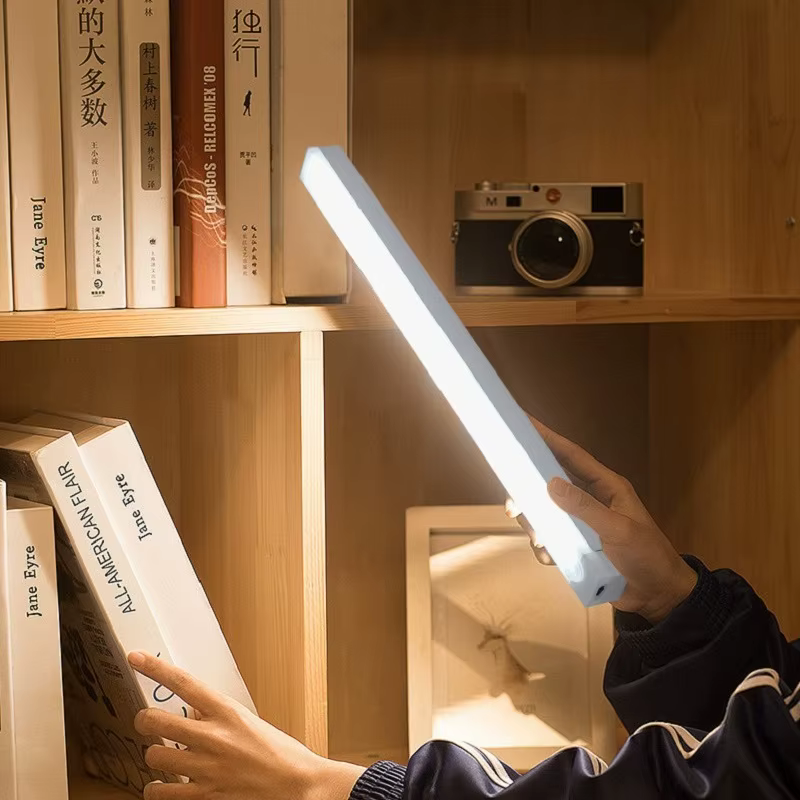 Lampe LED sans fil avec capteur de mouvement, Rechargeable par USB, veilleuse à Induction, Portable, sans fil, magnétique, pour armoire, cuisine