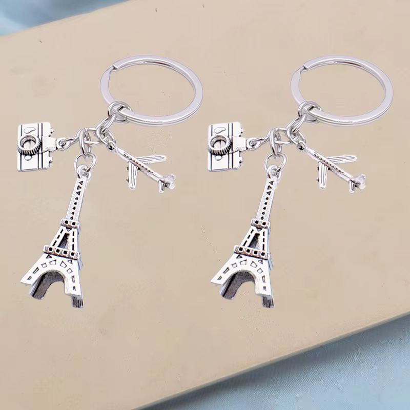 Mini porte-clés tour Eiffel de Paris, joli porte-clés, avion, appareil photo, pendentif de sac, bijoux, cadeaux, souvenirs de voyage, accessoires cadeaux