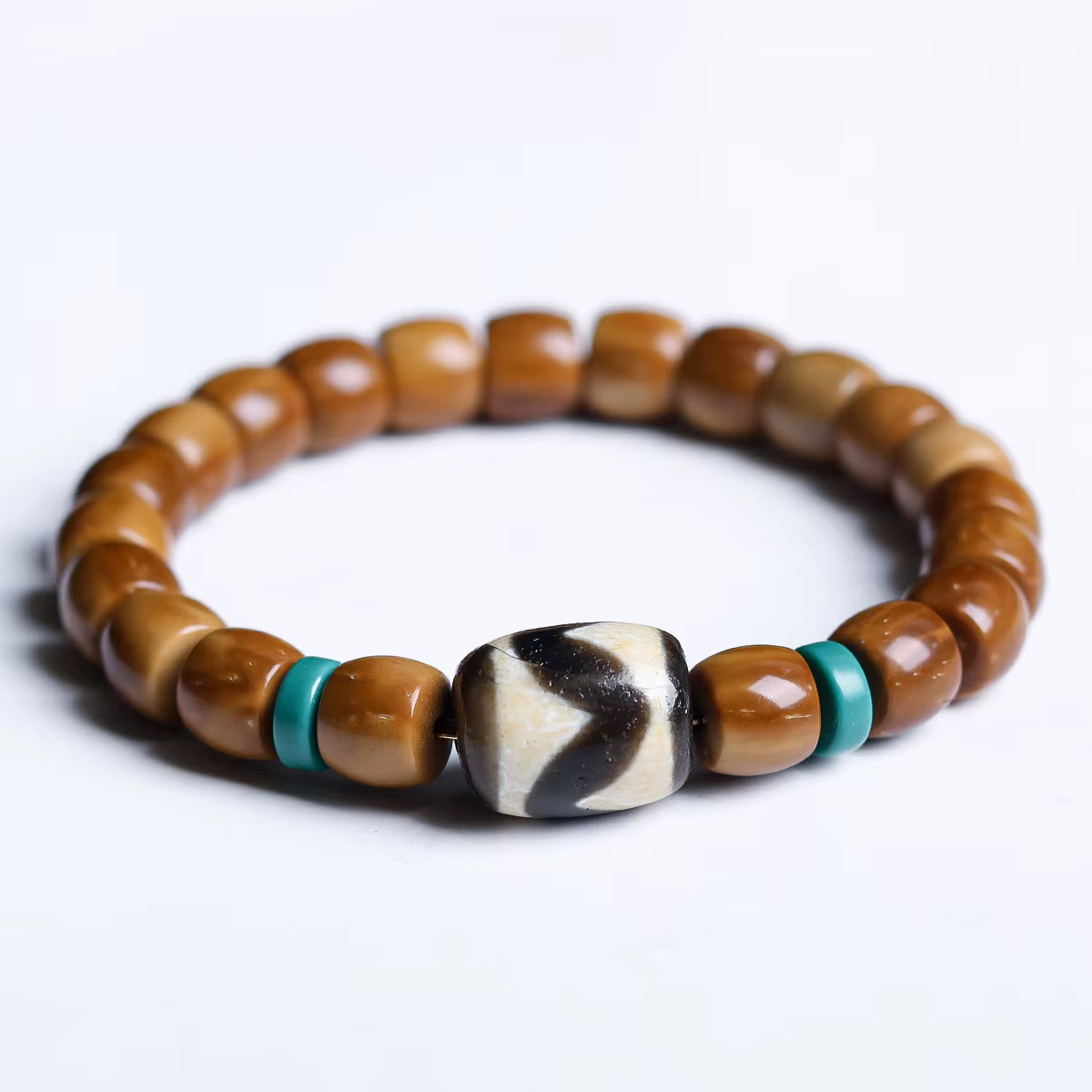 Bracelet en perles de forme cylindrique à coupe droite, avec perles décoratives cachées en forme de dent de tigre, pour hommes et femmes, bijoux en perles de Bouddha, vente en gros