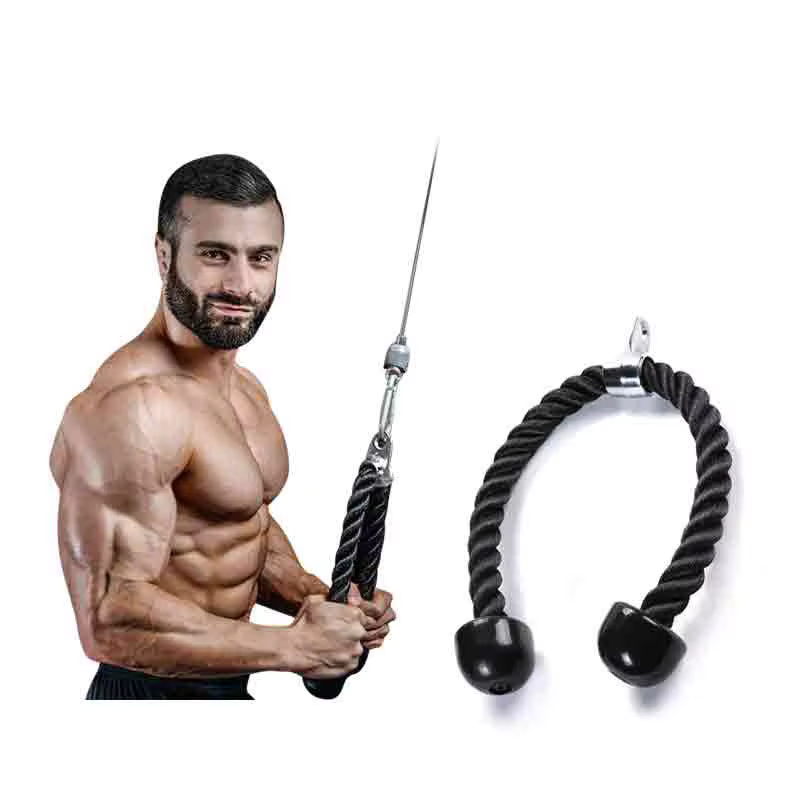 Triceps corde tirer vers le bas câble
