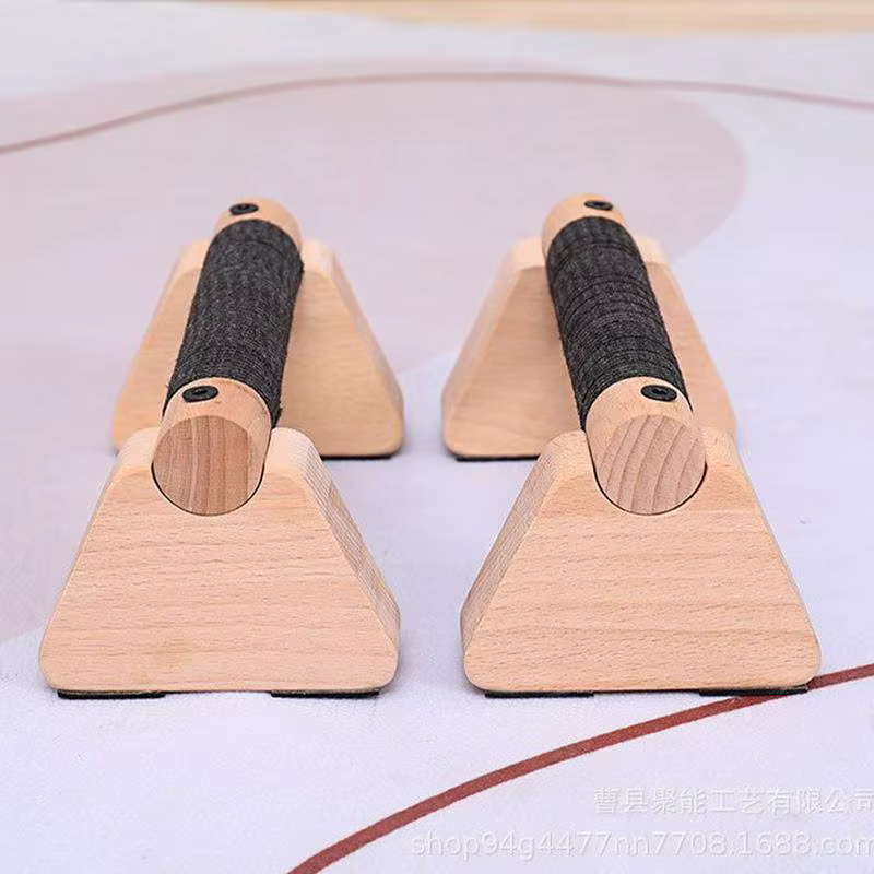 Barre de calistenie en bois