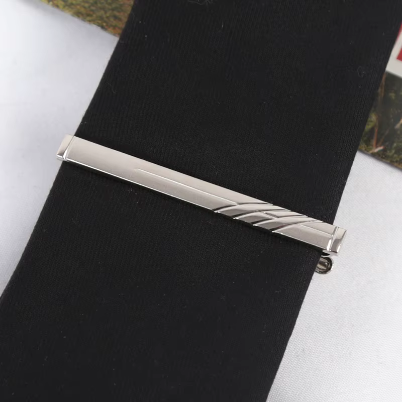 Pinces à cravate pour hommes, accessoires de cravate, mode métal couleur argent, fermoir à barre Simple, fermoir pratique, épingle à cravate, Clip de collier