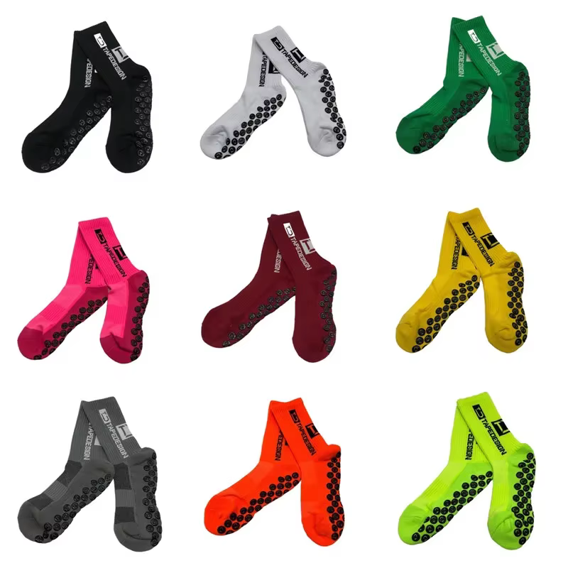 1 paire de chaussettes de football + 1