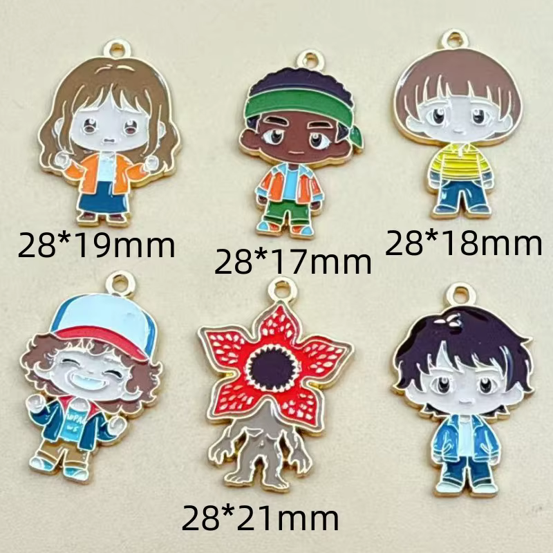 10 pièces de décorations Stranger Things, pendentifs mignons en alliage, figurines d'anime, accessoires de bijoux créatifs DIY pour enfants, cadeau