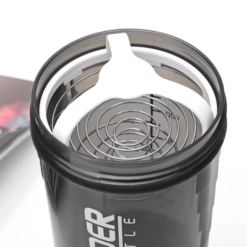 Bouteille de shaker de protéines pour le sport et la salle