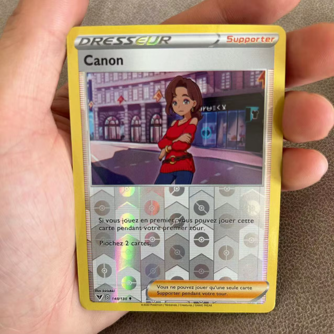 360 cartes Pokémon TCG en anglais : Hidden Fates Evolutions Booster, jeu de cartes à collectionner pour enfants