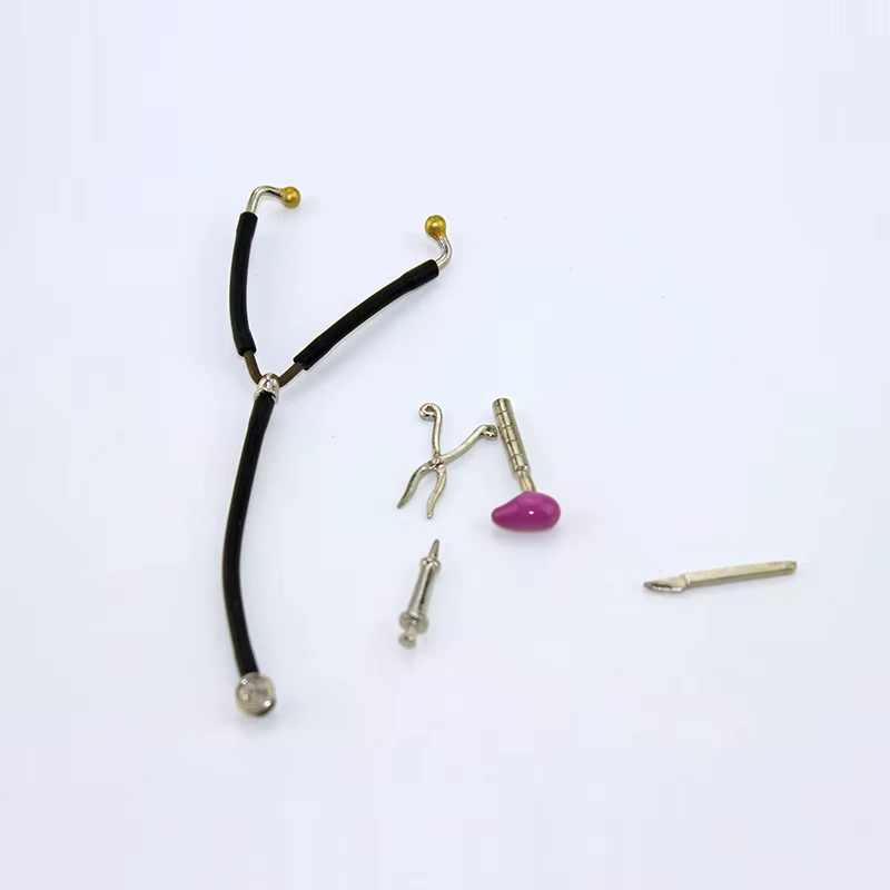 Accessoires pour maison de poupée, mini ensemble d'équipement médical, stéthoscope à seringue, modèle miniature de simulation, petit ornement