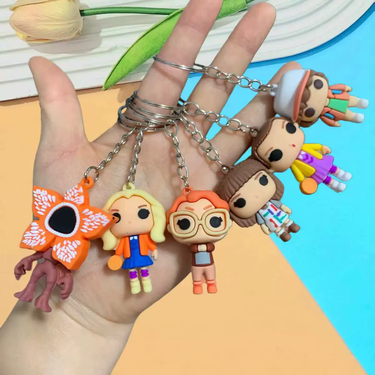 Porte-clés Stranger Things 6 cm, figurine d'anime, étui à clés, Kawaii, à suspendre au sac, ornements décoratifs, porte-clés, cadeaux mignons pour enfants