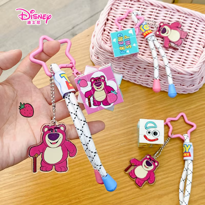 Nouveauté, porte-clés authentique Disney, série de dessins animés, pendentif, accessoire mignon pour téléphone portable, petite idée cadeau
