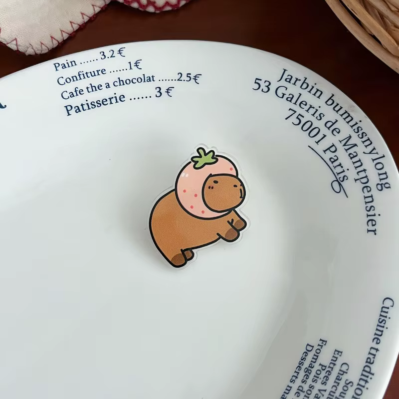 Broches de dessin animé Capybara Kawaii, bijoux en acrylique, accessoires polyvalents, Badges à revers de forme mignonne, décoration cadeau pour enfants