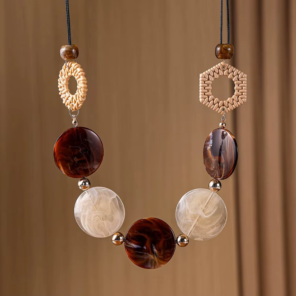 Collier Vintage en Rotin, Accessoires en Acrylique Faits à la Main, Pièce Ronde Géométrique
