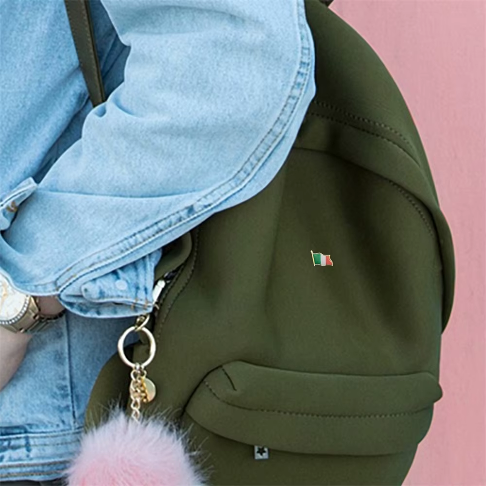 Broche drapeau 3D vague d'italie, Badge doré pour sac, drapeaux italiens, vêtements/sac, broche à revers