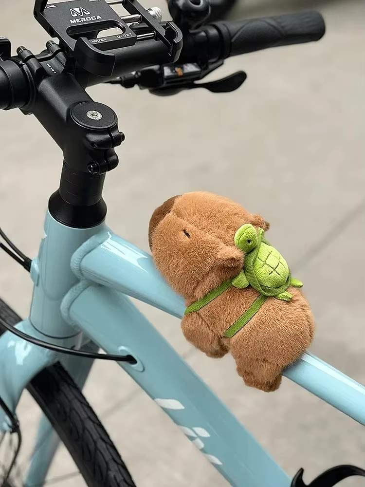 Capybara-Décoration d'intérieur de vélo de montagne, accessoires de voiture mignons, partenaire d'équitation, poupée flabby