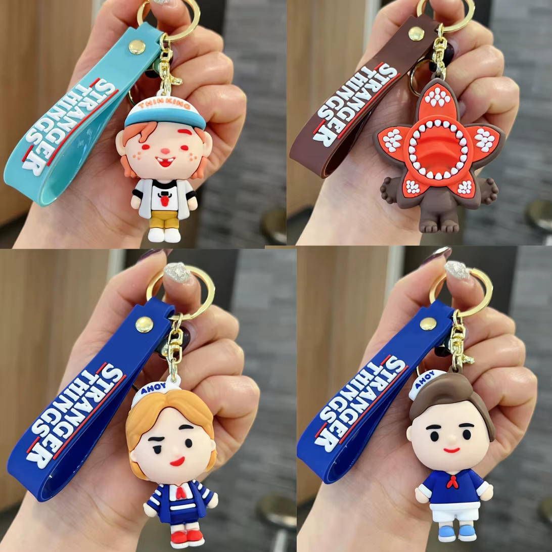 Porte-clés de voiture Stranger Things Anime, décoration mignonne, fleur cannibale, poupée Darth Eddie Munson, cadeau d'anniversaire