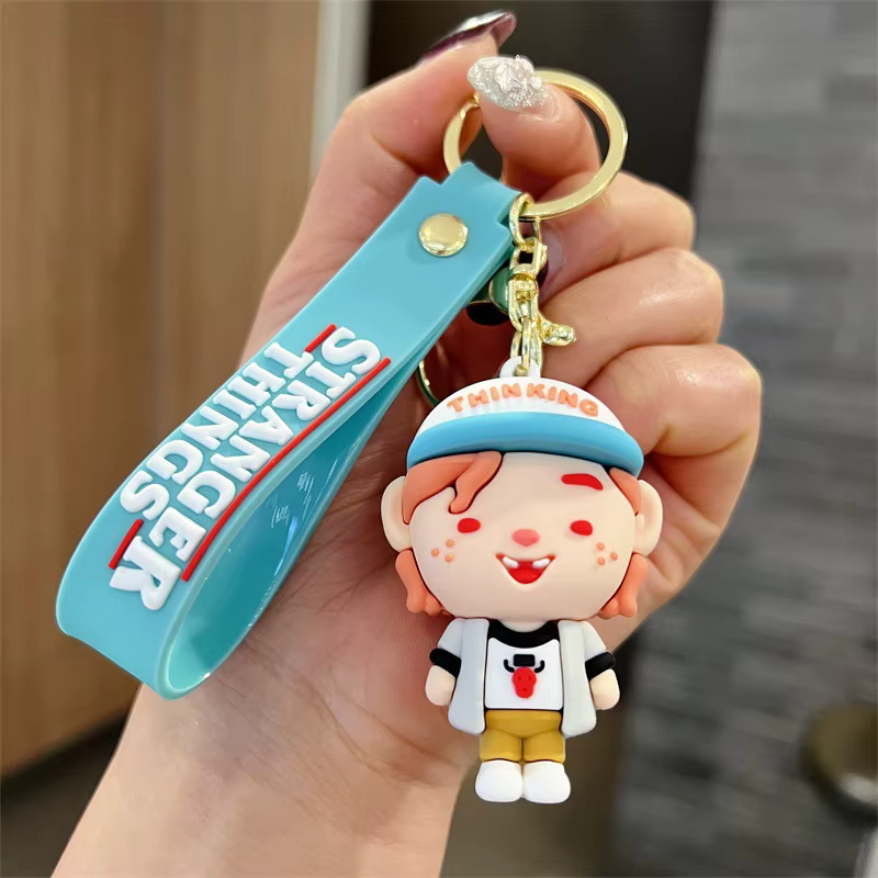 Porte-clés de voiture Stranger Things Anime, décoration mignonne, fleur cannibale, poupée Darth Eddie Munson, cadeau d'anniversaire