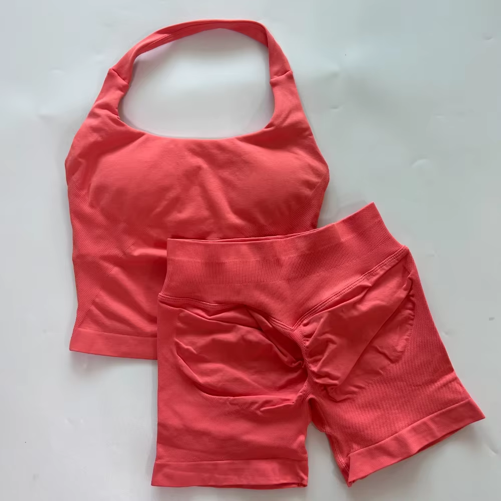Ensemble de sport 2 pièces sans logo pour femme : haut dos nu à licou et short taille haute sans couture