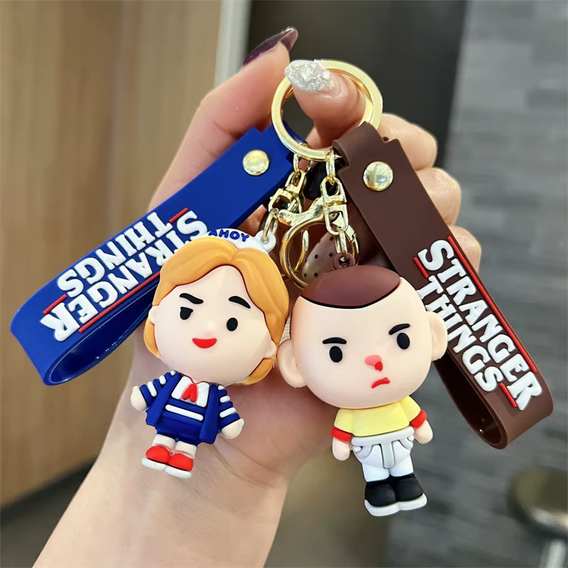 Porte-clés de voiture Stranger Things Anime, décoration mignonne, fleur cannibale, poupée Darth Eddie Munson, cadeau d'anniversaire