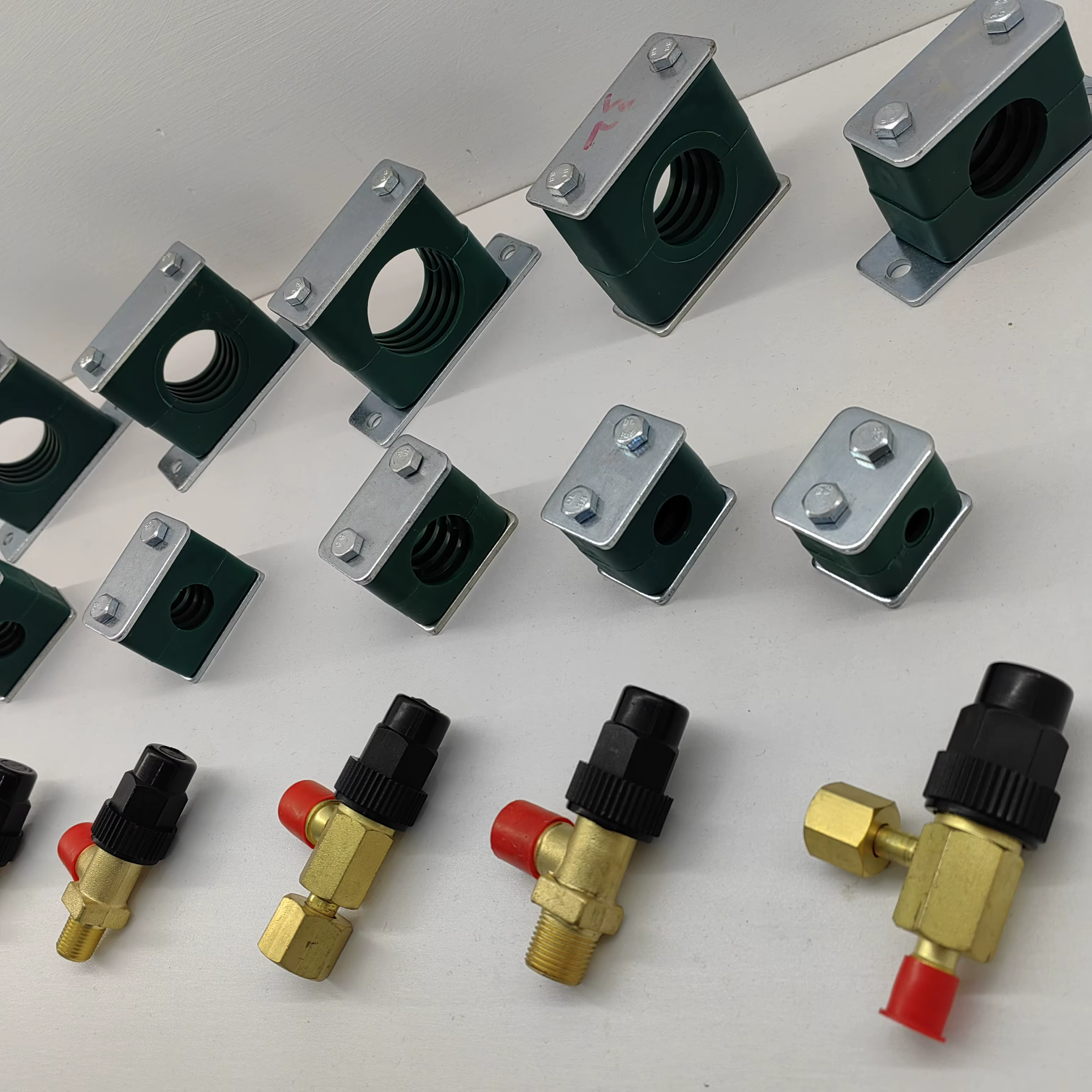 Accessoires pour chambre froide, vente en gros, nouvelles pièces d'équipement de réfrigération et d'échange de chaleur, valve d'expansion, connexion à piston, ventilateur à bobine