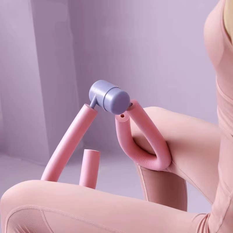 Entraîneur musculaire du plancher pelvien et exercice des cuisses pour la récupération post-partum