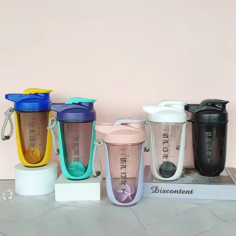 Bouteille Shaker pour mélangeur de 590ML