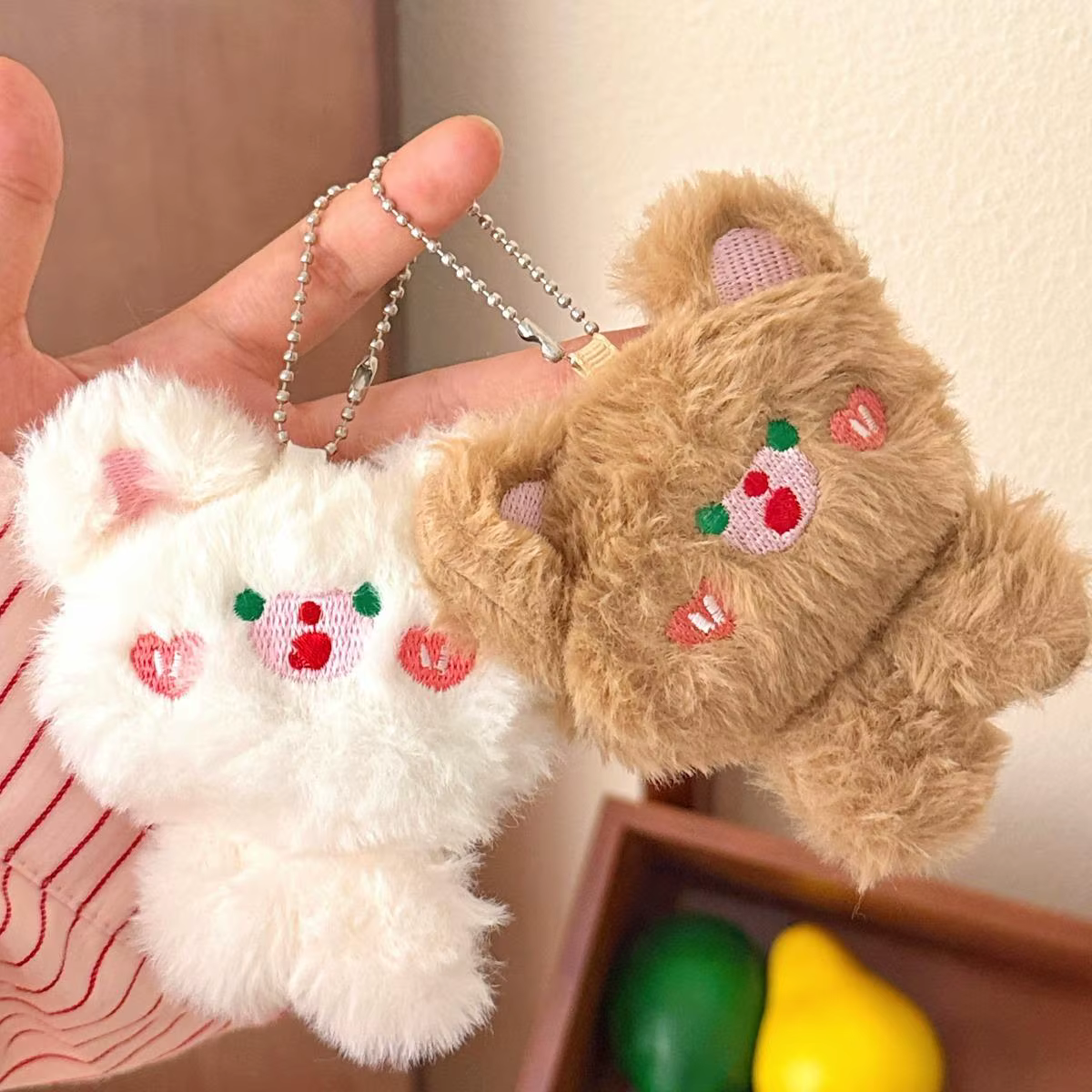 Porte-clés chiot avec nœud papillon, 3 pièces, breloque pour sac à dos en Polyester doux, accessoire fantaisiste pour sacs, pendentif, cadeau de vacances