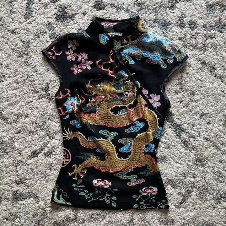 T-shirt à manches courtes pour femmes
