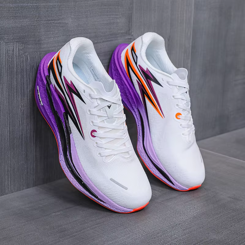 Chaussures de course pour hommes avec plaque en carbone