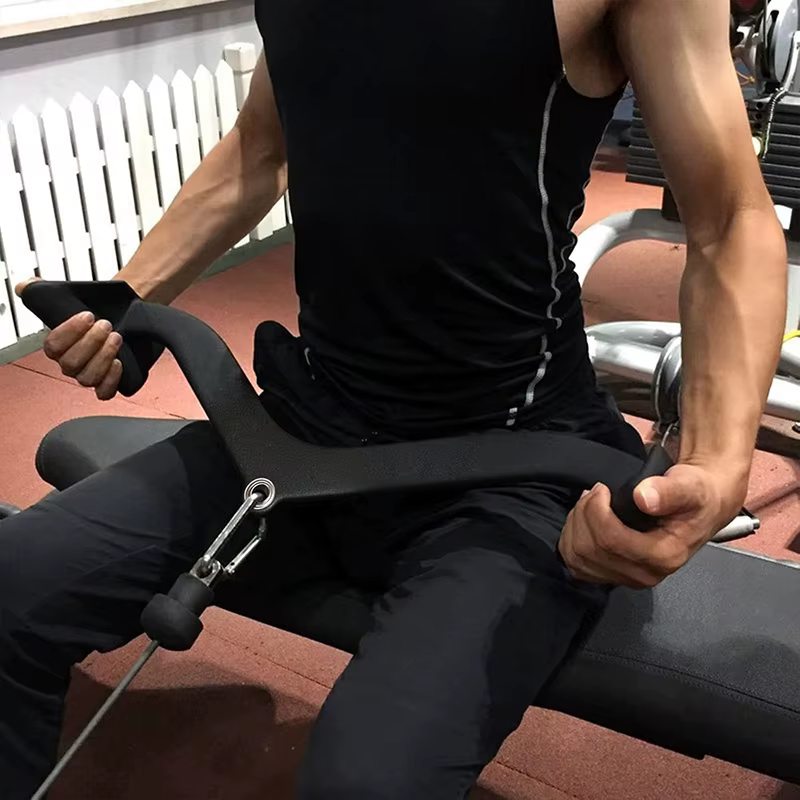 Barre de traction pour machine à câbles