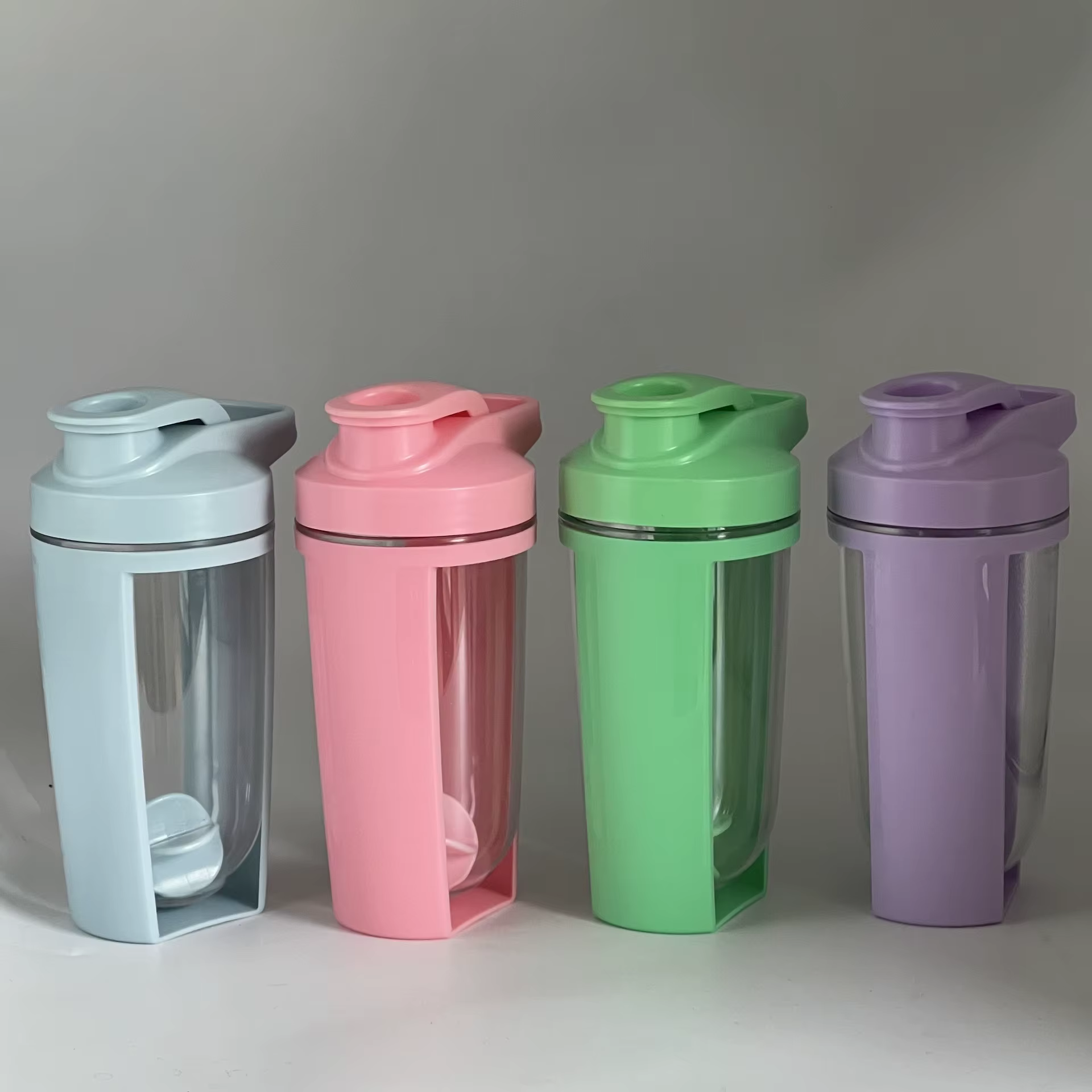 Tasse à secouer 500ML en plastique Double couche graduée Durable étanche mélange de secousse de protéines pour bouteille d'eau de sport de Fitness