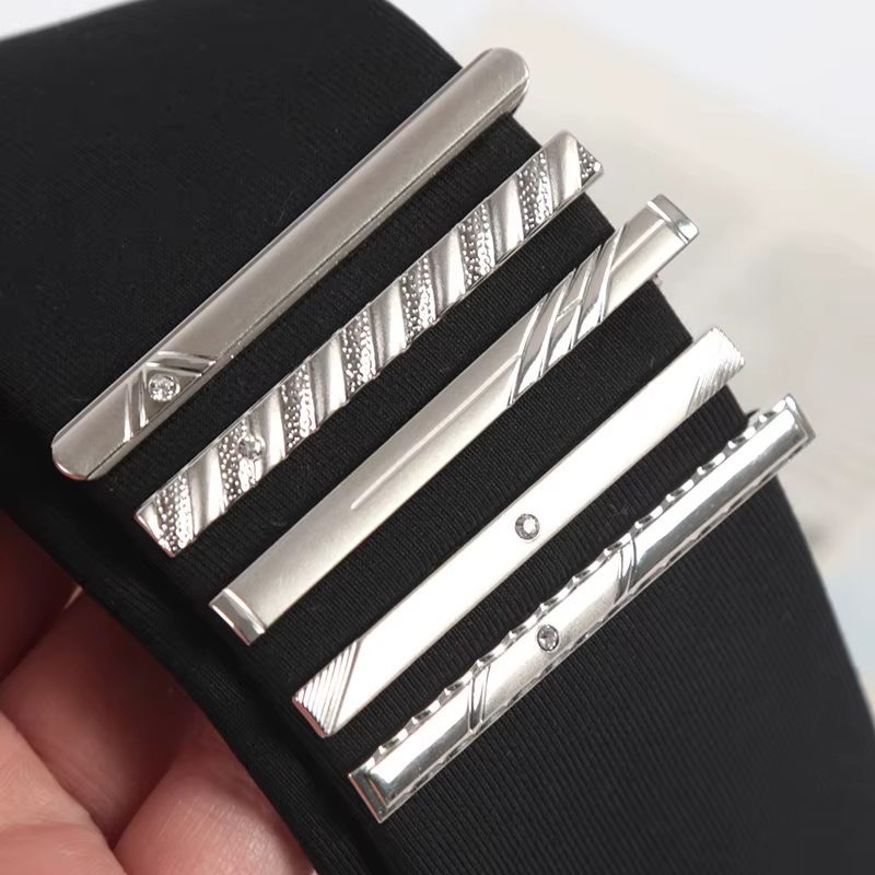 Pinces à cravate pour hommes, accessoires de cravate, mode métal couleur argent, fermoir à barre Simple, fermoir pratique, épingle à cravate, Clip de collier