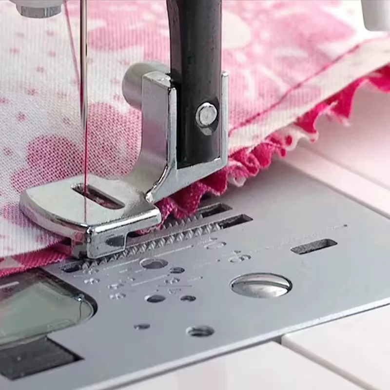 Accessoires pour machine à coudre QQKTD, pied presseur plissé, multifonctionnel, pour la maison, outils utiles pour la couture domestique
